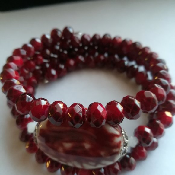 Cranberry and White Memory Wire Bracelet with 3/4 inch Ceramic Focal - Picture 2 of 4